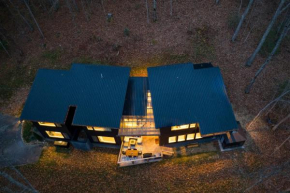 Dark Horse by AvantStay Hot Tub Balcony Views